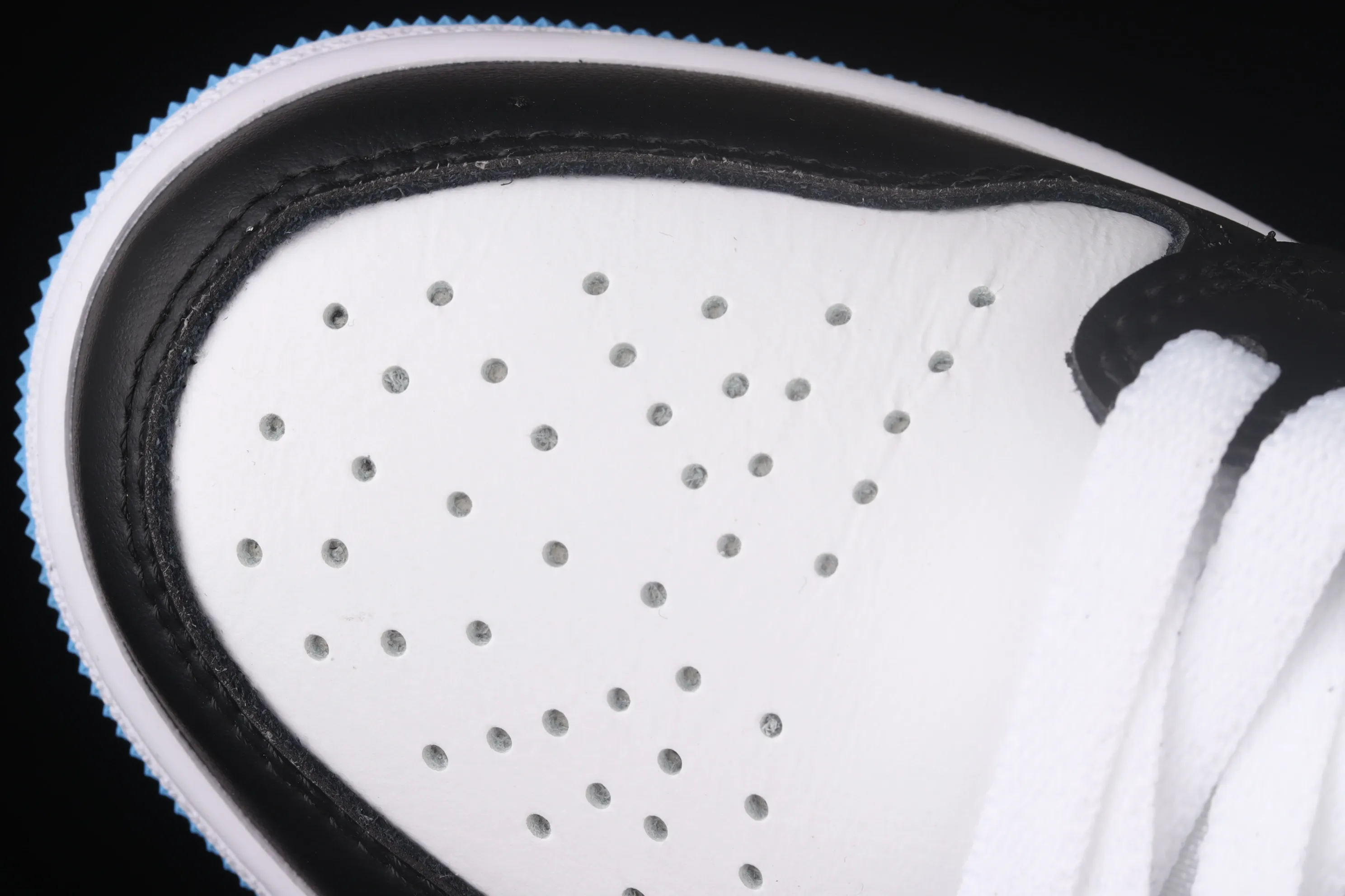 All categories Air Jordan Jordan series basketball shoes Air Jordan 1 Mid Different versions Air Jordan 1 Mid SE AJ1 Joe 1 black and white blue BQ6472-102